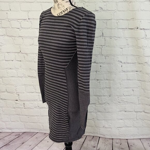 FP Beach Dress Gray Contrasting Stripe XS Long Sleeve - Picture 2 of 6